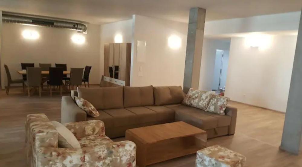 Casa Granula Apartment บัดรากัซ ภายนอก รูปภาพ